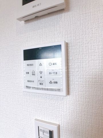 ̑ -