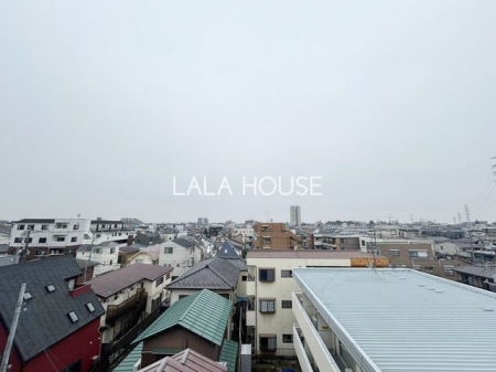 ̑ ]