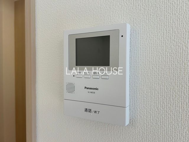 ̑ -