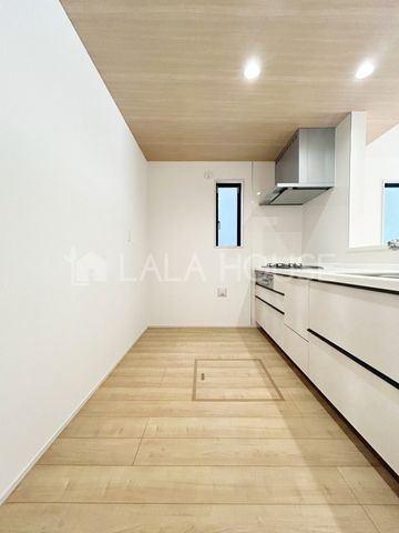 Lb` -