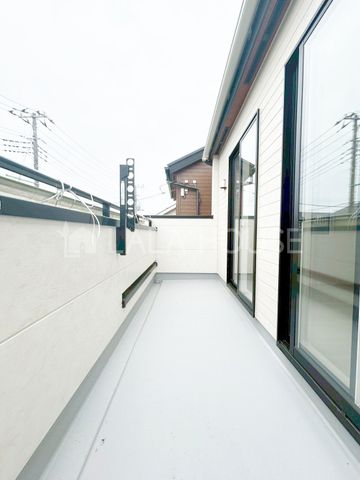 oRj[ -