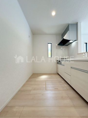 Lb` -
