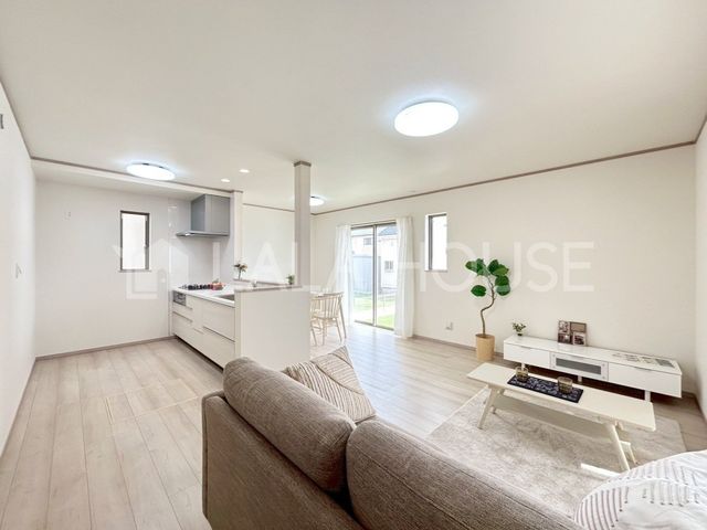 rO i`Ȗؖڒ̏؂̂ʂLXƂ16̃rO[