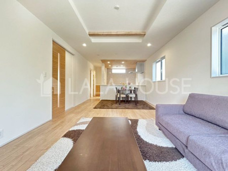 rO ƑS喞ꂽfUCƍŐV@\ŐSn̂悢ZԂ񋟂܂B