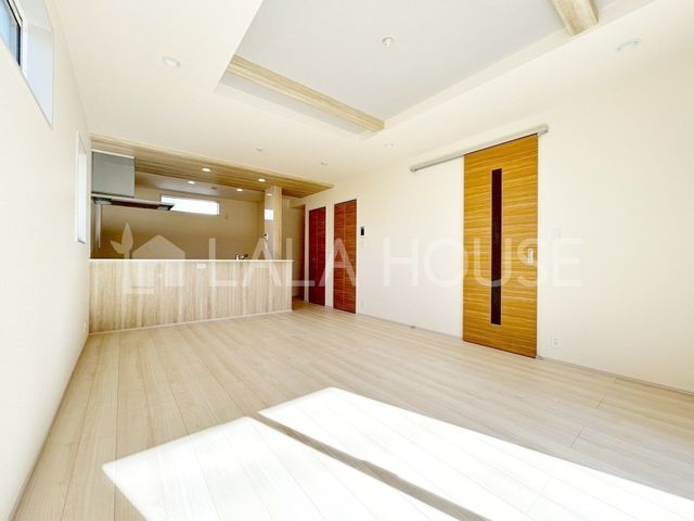 rO i`Ȗؖڒ̏؂̂ʂLXƂ16̃rO[