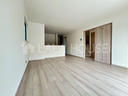 rO i`Ȗؖڒ̏؂̂ʂLXƂ17.7̃rO[