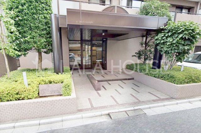 �G���g�����X �I�[�g���b�N�t�����L���ւŕs�R�҂��V���b�g�A�E�g�I���q���܂̂�����Ԃɂ����S�ł���