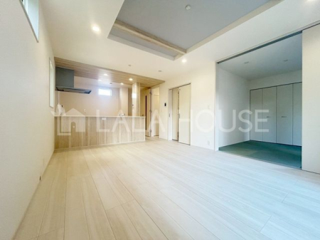 ���r���O �z����ǍD�B�������̍������ޖ��邢�����͌��M����ߖ�ł��܂��B