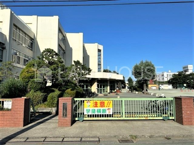 ���ӊ� �������܎s���听���w�Z �k��10���B 770m