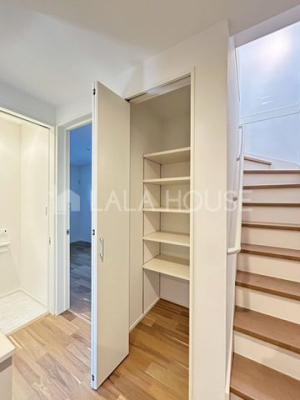 ���[ �v���X���̘L�����[