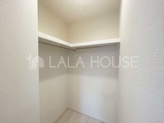 ���[ �����ɐl�C�I���[�͂̍����E�H�[�N�C���N���[�[�b�g�t