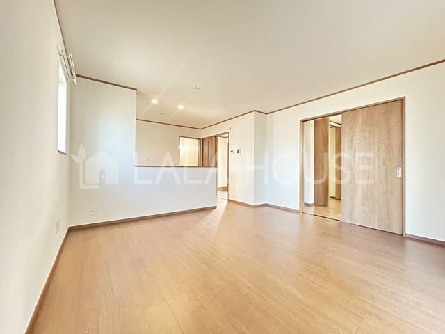 ���r���O ���R���Ŗ�������閾�邭�J�������郊�r���O��