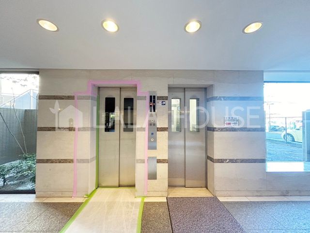 �G���g�����X �G���x�[�^�[2��