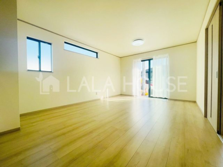 ���r���O �z����ǍD�B�������̍������ޖ��邢�����͌��M����ߖ�ł��܂��B