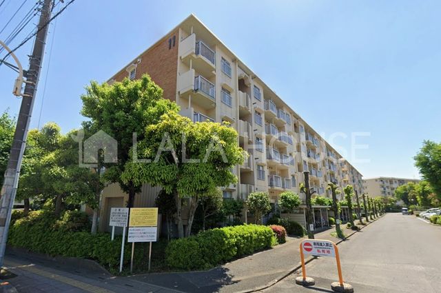 ���n�O�ώʐ^ ����w�k��3���I���Ǝ{�ݑ����I��炵�₷�����n�ł���