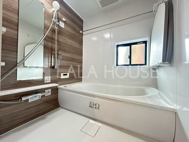 ���� ���������@�t�Ȃ̂ŁA�J�̓���ԕ����C�ɂȂ�G�߂����������ł��܂��B