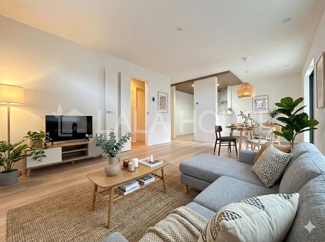 ���r���O �Ƒ��S���喞�����������ꂽ�f�U�C���ƍŐV�@�\�ŐS�n�̂悢���Z��Ԃ����񋟂��܂��B���Ƌ�̂�CG���g�p���Ă���܂��B