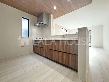 �L�b�`�� ���[�͂̂���V�X�e���L�b�`���I�����������������Ȃ��������Ȑ�������