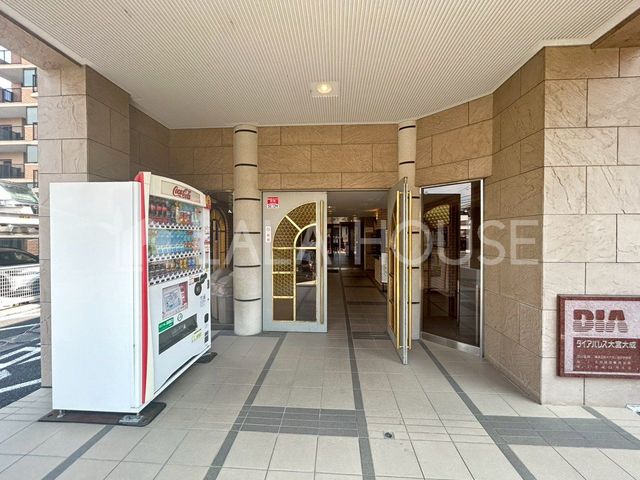 �G���g�����X -