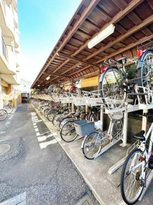 ���̑� ���֏�͉����t���Ȃ̂ŁA�J���̉e����h�����Ƃ��ł��܂��B