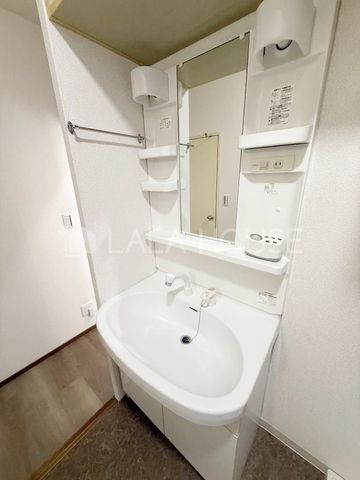 ���ʑ�E���ʏ� -