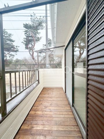 �o���R�j�[ -