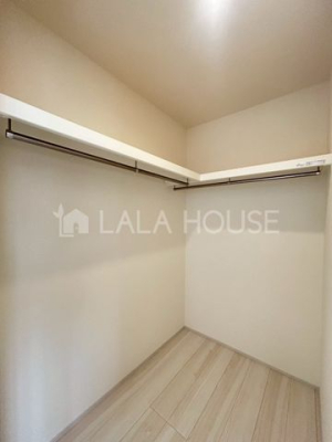 ���[ �����ɐl�C�I���[�͂̍����E�H�[�N�C���N���[�[�b�g�t