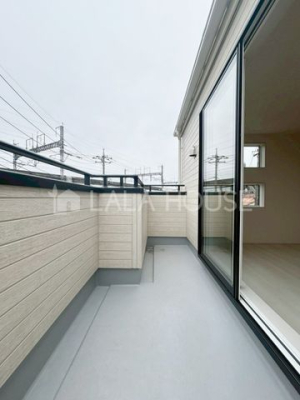 �o���R�j�[ -