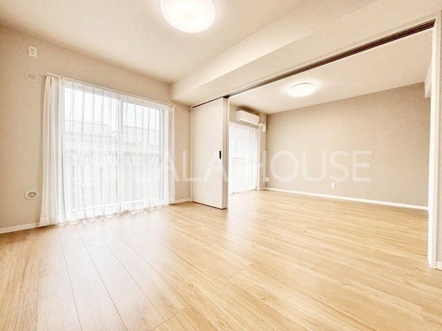 ���r���O �z����ǍD�B�������̍������ޖ��邢�����͌��M����ߖ�ł��܂��B