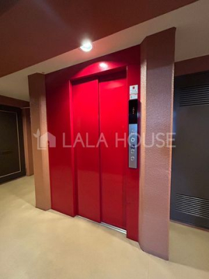 �G���g�����X -