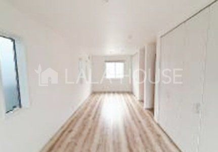 ���� �z����ǍD�B�������̍������ޖ��邢�����͌��M����ߖ�ł��܂��B