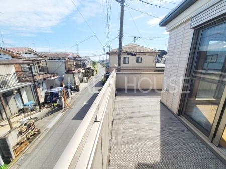 �o���R�j�[ ���󕨂������Ղ花����L���̃��C�h�o���R�j�[��