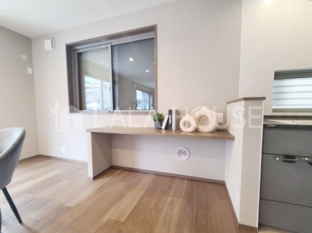 ���r���O ���r���O�ɃX�^�f�B�J�E���^�[�����ݑ�[�N�ɂ��֗��ł��ˁ�