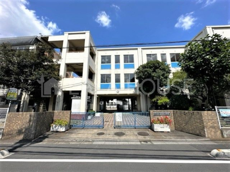 ���ӊ� �������܎s����{�k���w�Z �k��6���B 490m