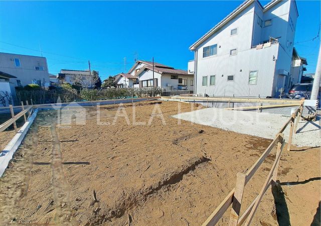 ���n�O�ώʐ^ ���݌��z���E5����{�����\��I