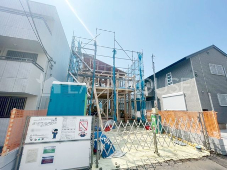 ���n�O�ώʐ^ ���݌��z���E5�����{�����\��I