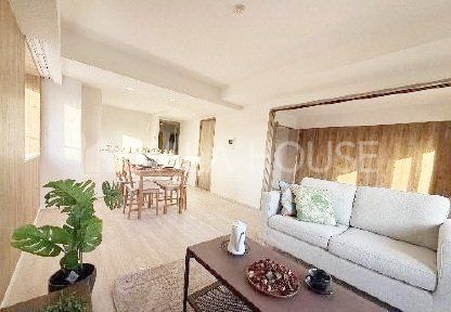 ���r���O �S�����t�H�[���ς݂̐V�����Z�܂��ŁA���K�ȕ�炵���������ŐV�̐ݔ��ƃf�U�C���ŁA�S�n�悢��Ԃ����񋟂��܂��B