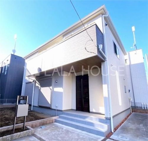 ���n�O�ώʐ^ ����w�k��32���B�o�X4���u���̑O�v���9���B