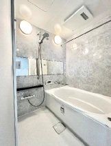 ���� ���������@�t�Ȃ̂ŁA�J�̓���ԕ����C�ɂȂ�G�߂����������ł��܂��B