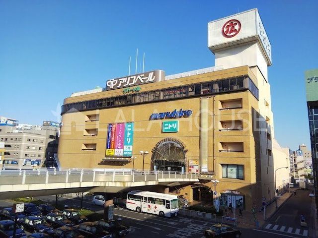 ���ӊ� �ۍL�S�ݓX����X �k��4���B 200m