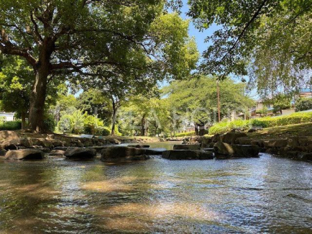 ���̑� ����{�e������ �k��16���B 1280m