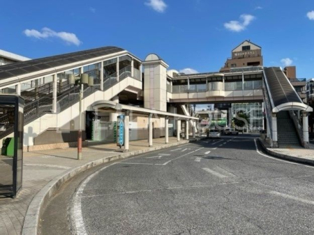 ���ӊ� �{���w(JR�����{ �����) �k��24���B�o�X5���u�{���l���ځv���4���� 1850m