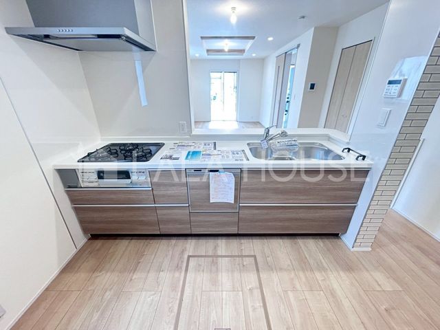 �L�b�`�� �ړ����Ȃ��Ă��q���̓�����������I����ȃL�b�`��������Ǝ����q��Ă����₷����