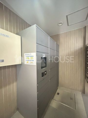 �G���g�����X �s�ݎ��ł��ו����󂯎����z�{�b�N�X�������p�ł��܂�
