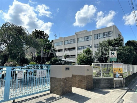 ���ӊ� �������܎s�����听���w�Z �k��17���B 1410m