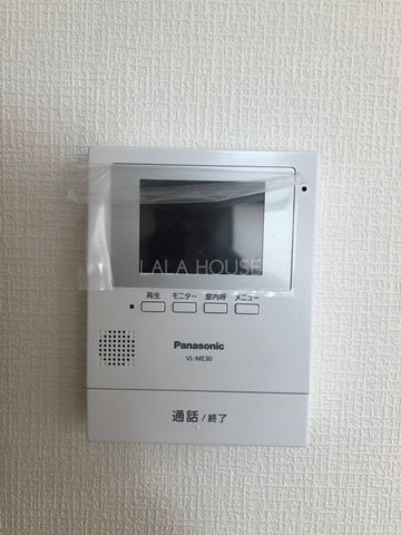 ̑ -