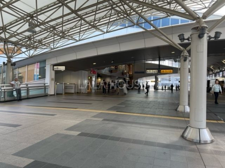 周辺環境 上尾駅(JR東日本 高崎線) 徒歩18分。 1380m