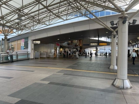 周辺環境 上尾駅(JR東日本 高崎線) 徒歩21分。 1660m